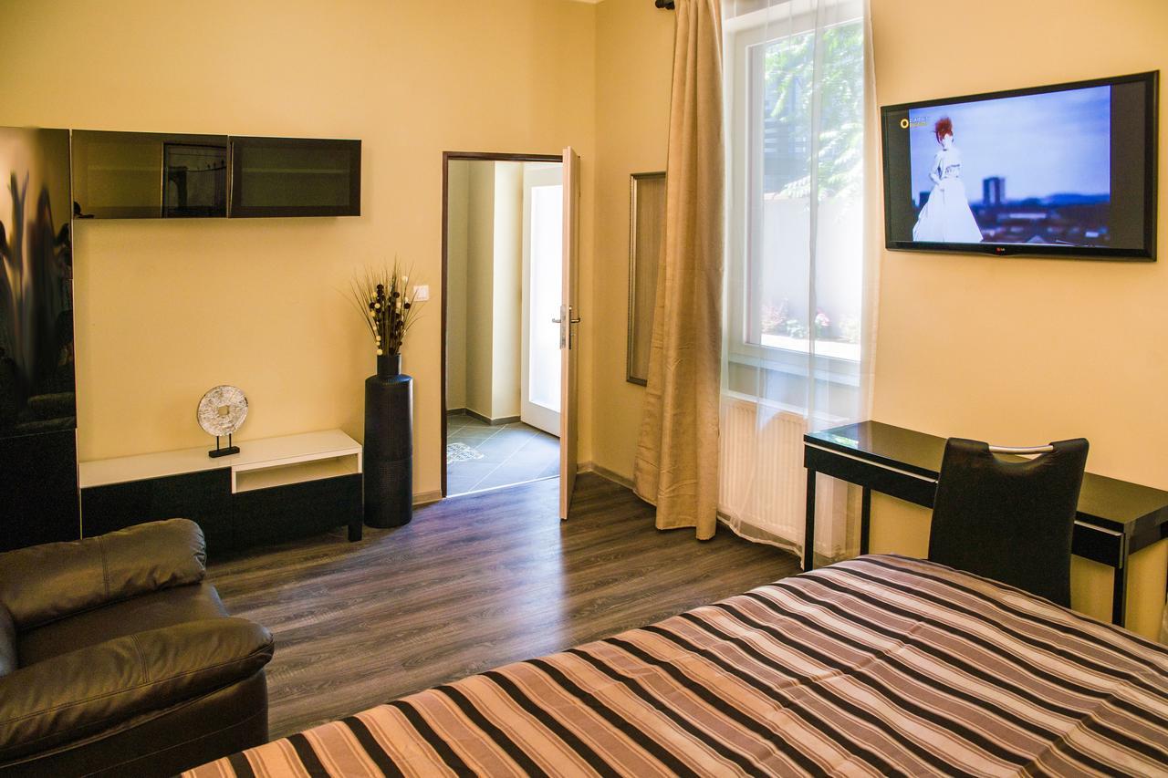 Dům U Pikové Desítky Hotel